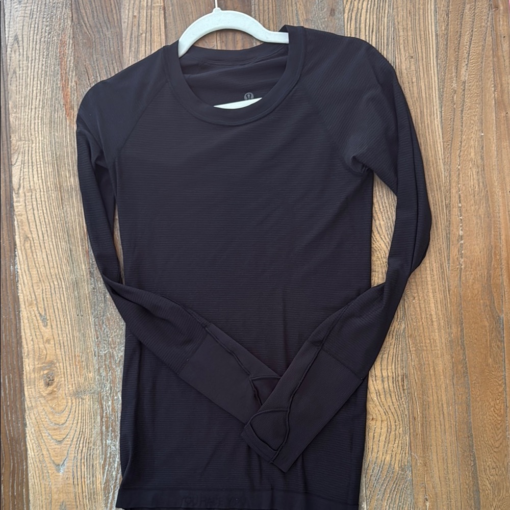 Lululemon Athletica Black Fitted Long Sleeve Tee